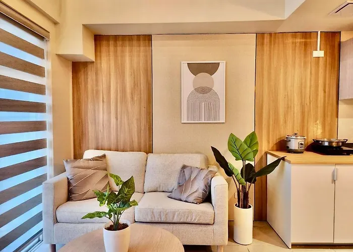 Penthouse Loft With Balcony Unit 3315 Manila