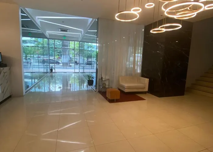 Penthouse Loft With Balcony Unit 3315