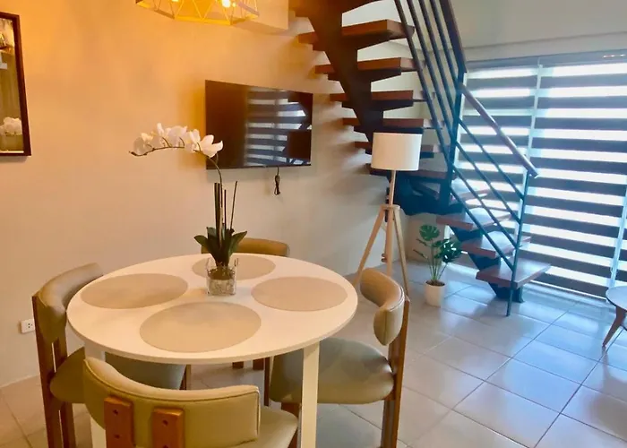Penthouse Loft With Balcony Unit 3315 * Manila